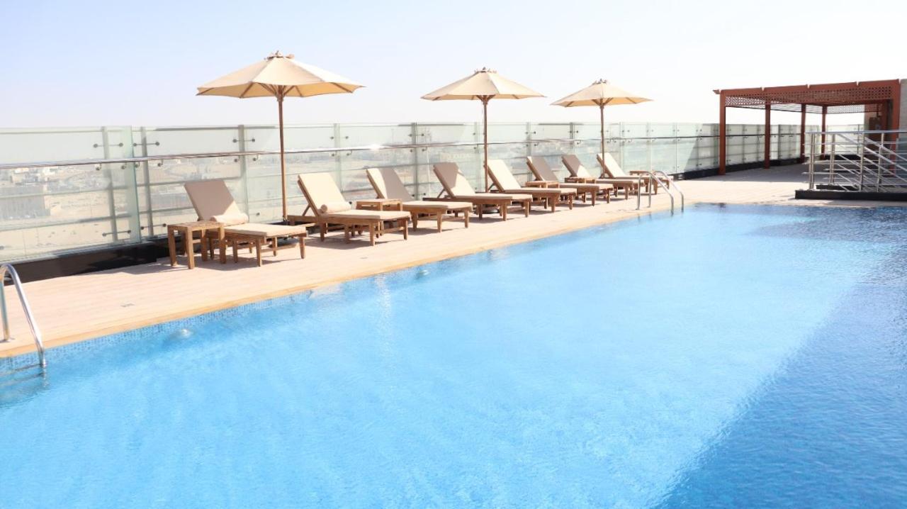 Al Riyadh Hotel Apartments Abu Dhabi Exterior foto